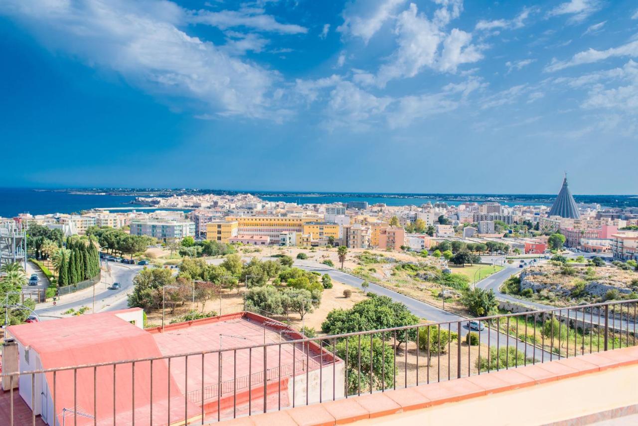 La Terrazza Di Siracusa - Roomy And Bright Flat Syrakus